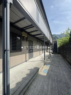 鹿児島県姶良市平松【アパート】の外観