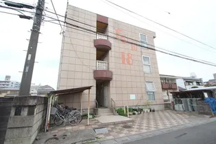 YOU18【2階】の外観