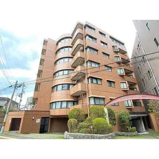 ライオンズマンション支倉【2階】の外観