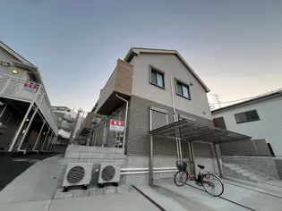 アドラブールの画像