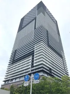東京都江東区豊洲5【マンション】の外観