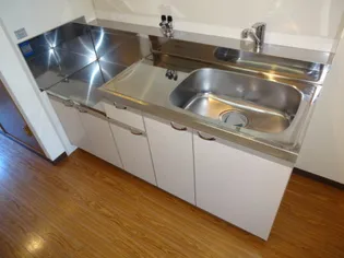 シャンヴィルI番館【2階】のキッチン