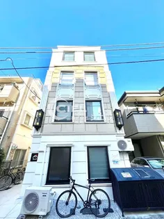 東京都新宿区早稲田鶴巻町【マンション】の外観