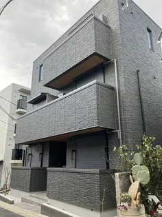 アロン・ド池尻【3階】の外観