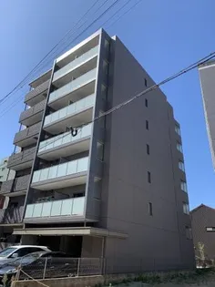 グランツ泉【2階】の外観