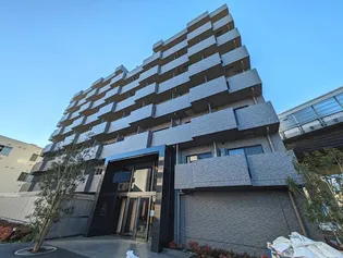 ルーブル武蔵新城六番館【2階】の外観