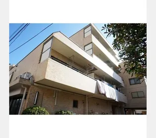 シャトー初台【4階】の外観