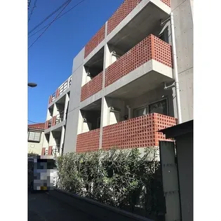 ウェルスクエアイズム初台【2階】の外観