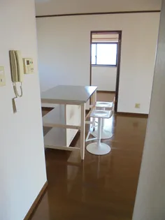 ネーブルうらやしき B棟【3階】の内装