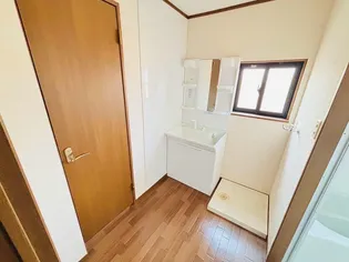 ネーブルうらやしき B棟【3階】の内装