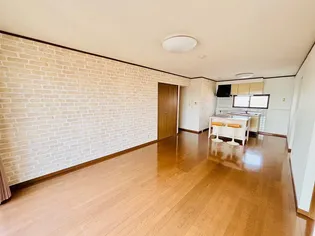 ネーブルうらやしき B棟【3階】の居間