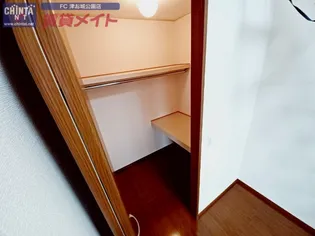 エスプワール城之内【2階】の内装