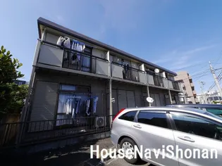 パインクレスト【1階】の外観