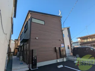 QRESTIA【1階】の外観