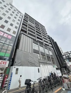 東京都新宿区四谷3【マンション】の外観