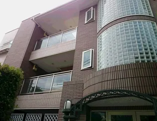 ガーデン西原マンションII【3階】の外観