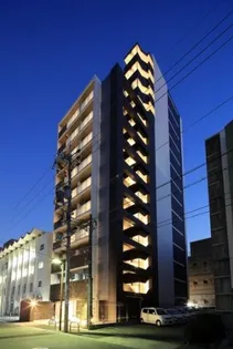 アデグランツ上前津【4階】の外観