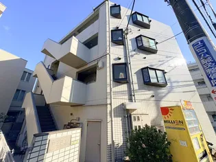 セタガヤフラット【3階】の外観