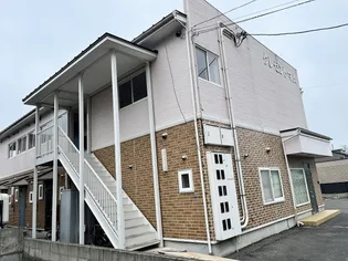 クレゼントマム【1階】の外観