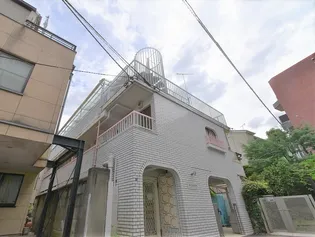 メゾン余丁町【3階】の外観