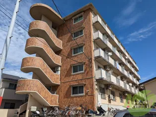 サンポート・6【2階】の外観