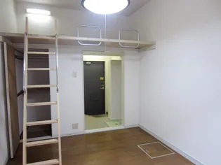 ヒルズ額原 2【1階】の内装