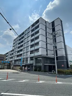 ラ・プリュス【5階】の外観