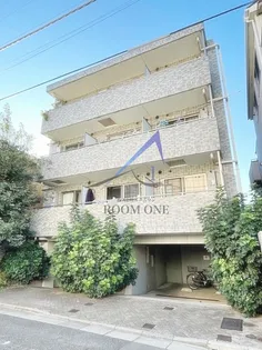 Verona池袋本町Lusso【1階】の外観