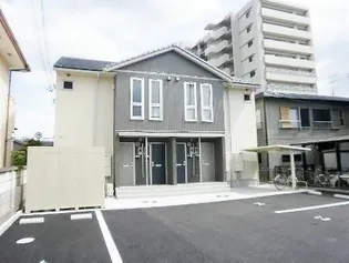 セジュール・ド・ヴァンズ B棟【1階】の外観