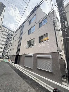 COMPOSITE新宿三丁目【1階】の外観