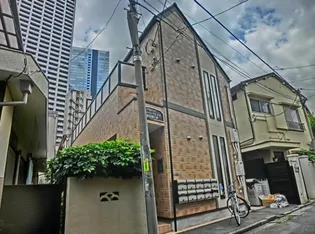 東京都新宿区西新宿5【アパート】の外観