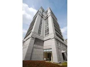 東京都港区北青山3【マンション】の外観