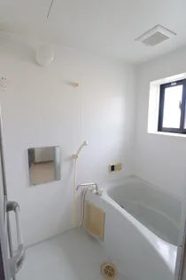 ネーブルうらやしき B棟【3階】の風呂