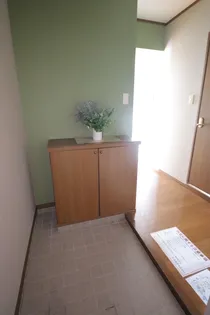 ネーブルうらやしき B棟【3階】の玄関