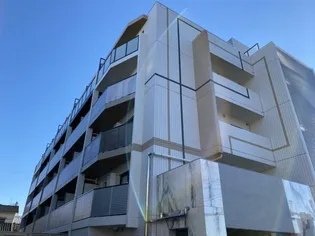 東京都新宿区市谷鷹匠町【マンション】の外観