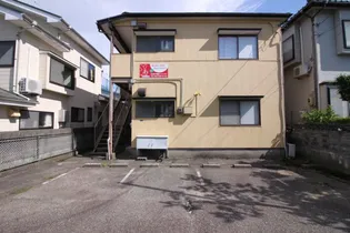 フレンドハイツ【1階】の外観