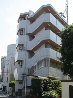 アマドリア豪徳寺【5階】の外観