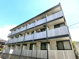 レオパレスバレーリバーの外観