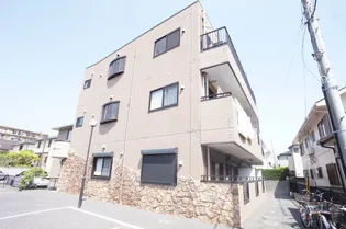 ドエル・シャンビエン【1階】の外観