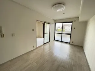 ルミエール10【1階】の内装