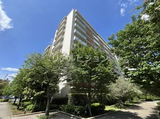 Brillia ist 三軒茶屋 ブラッサムテラス【8階】の外観