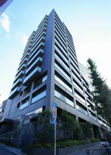 東京都港区西麻布4【マンション】の外観