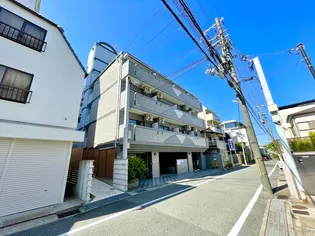 サウザ-岡本【2階】の外観