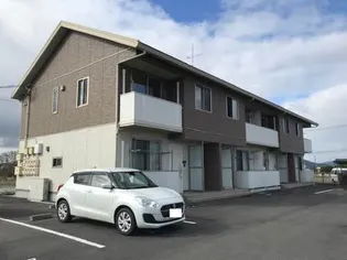 リラ ショーカの画像