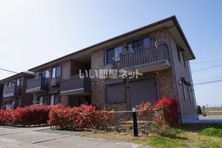 リビングタウンいせ B【1階】の外観