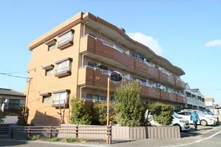 クイーンハイツ東山の画像