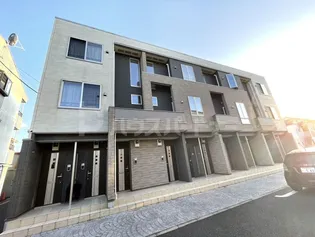 プラティーク リヴの画像