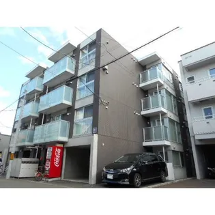 サークルロードヒルズ【4階】の外観