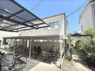 アズィールC棟【2階】の外観
