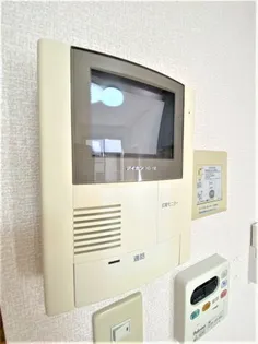 Y’sAP厨川の内装